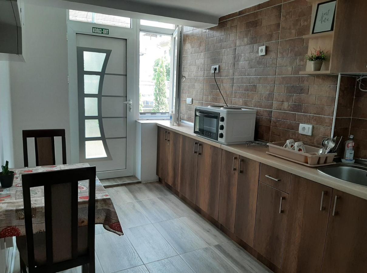 Apartman Zivkovic Λέσκοβατς Εξωτερικό φωτογραφία